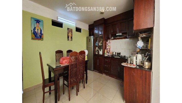 Nhà Vuông SHR 4 tầng Đ.10m 120m2 – Đặng Thùy Trâm Bình Thạnh